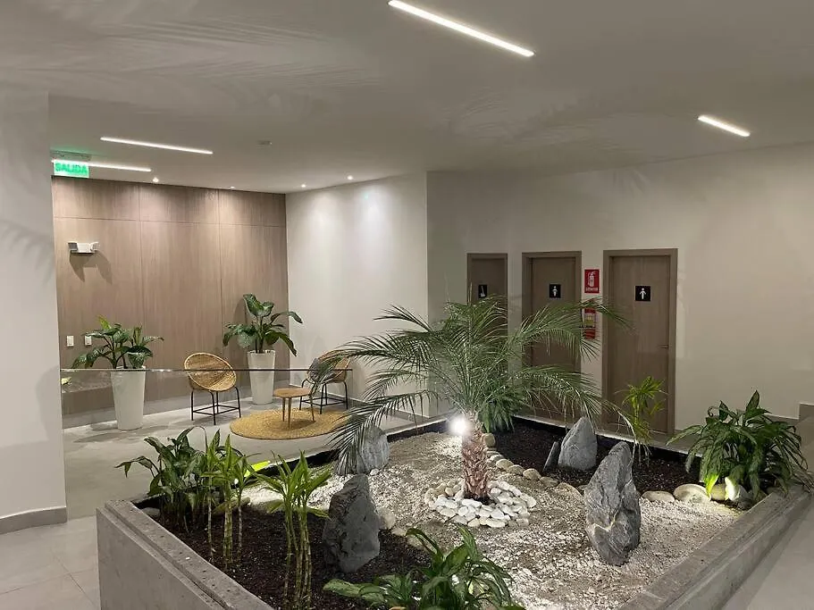 Luxury & Cozy Apartment Near La Carolina Park Quito