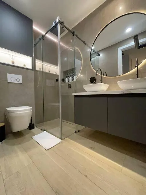 Luxury & Cozy Apartment Near La Carolina Park Quito Ecuador