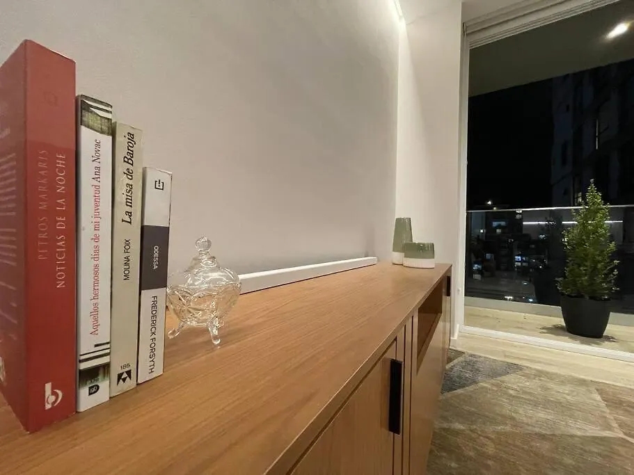 Luxury & Cozy Apartment Near La Carolina Park Quito