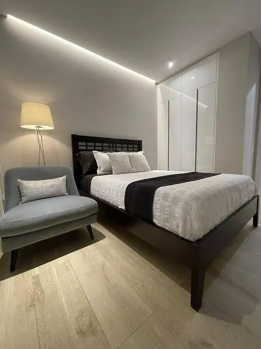 Luxury & Cozy Apartment Near La Carolina Park Quito 0*,  Ecuador